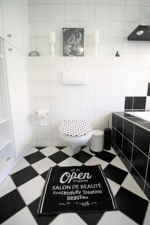 Zentrale Ferienwohnung „Treibholz“ Im Sonnenblumenhaus Flensburg Zewnętrze zdjęcie